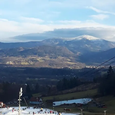 Luxusní Apartmán S Terasou A Zahradou čeladná *