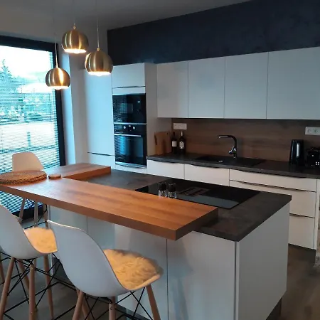 Luxusní Apartmán S Terasou A Zahradou čeladná Apartmán Kunčice pod Ondřejníkem